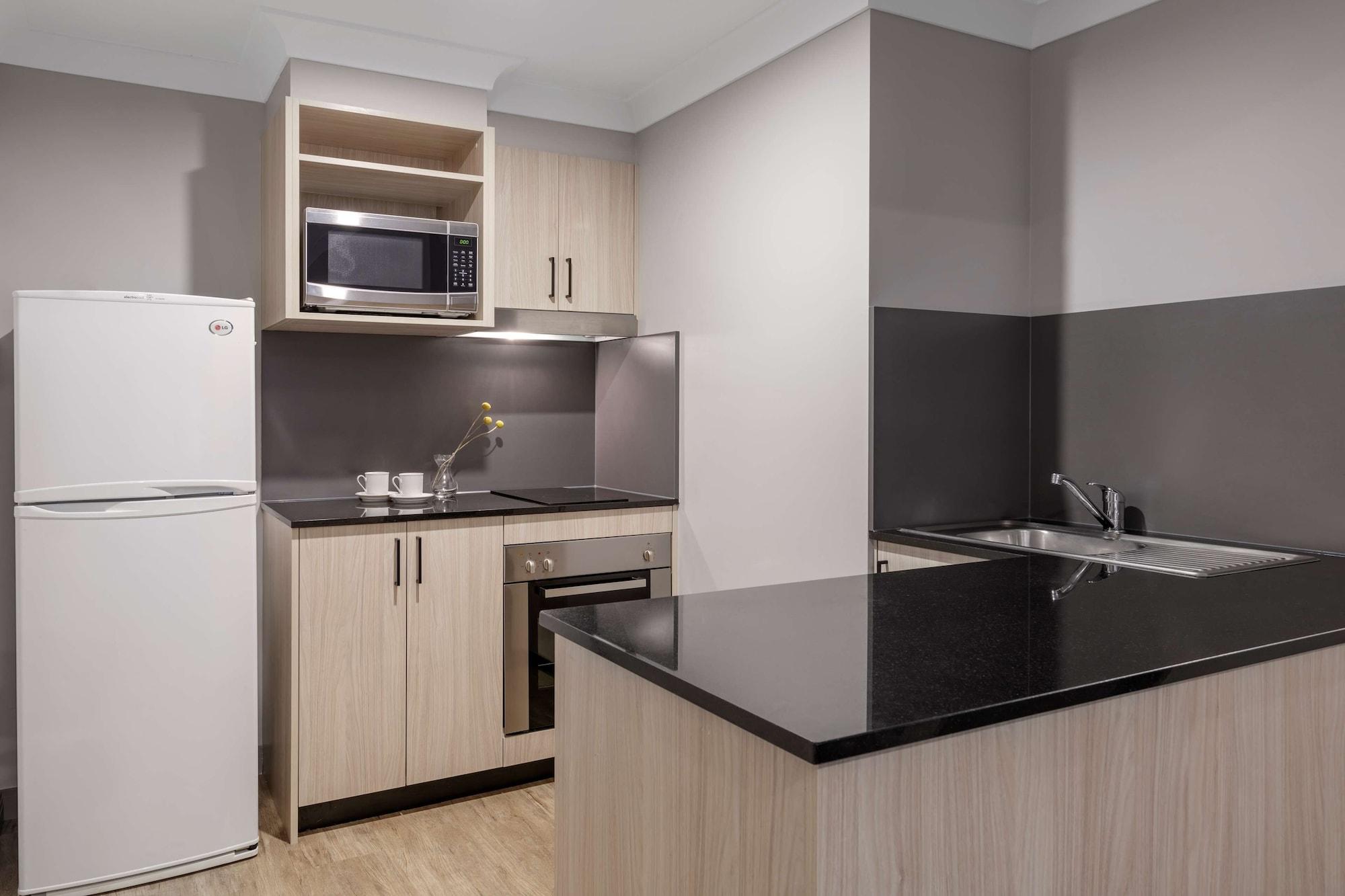 Oaks Sydney North Ryde Suites Экстерьер фото